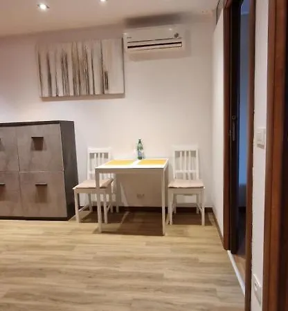 Lägenhet 1-zimmer In Mit Gemeinschaftspool *